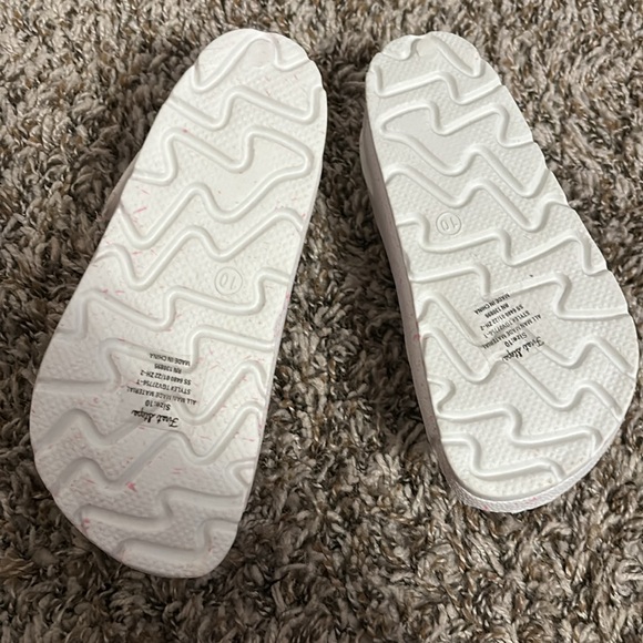 First steps toddler shoes BN - Picture 2 of 2